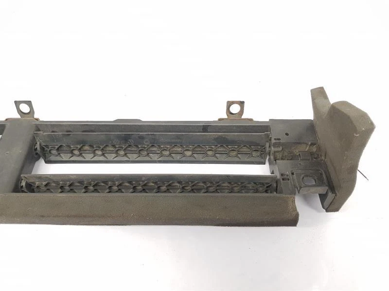 2017 ON MK2 SUBARU XV RADIATOR AIR DEFLECTOR 52811FL140 - Image 4 of 4