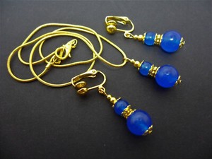 Authentic A PRETTY BLUE JADE GOLD PLATED NECKLACE AND CLIP ON EARRINGS SET. .