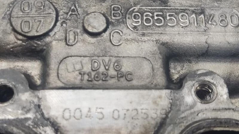 0200EH cylinder head r. 2076869 FOR CITROEN C4 PICASSO EXCLUSIVE 2007 - Image 2 of 4