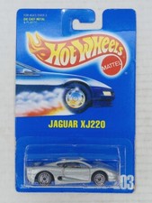 Hot Wheels Jaguar XJ220 #3026 Never Removed from Package 1992 Silver UH 1:64