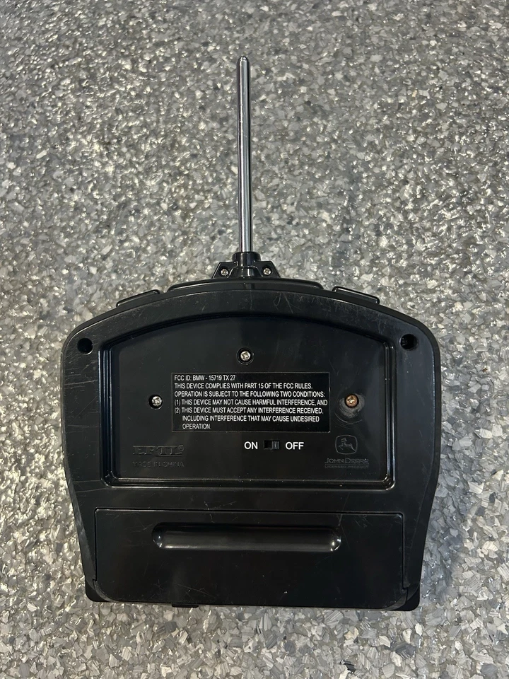 ERTL John Deere 9620 Farm Tractor 1:16 Scale Battery Operated see video tested - Image 3 of 4