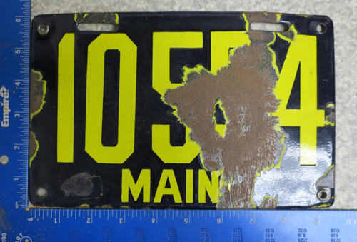 Maine Porcelain 1913 Car License Plate Tag ME 10554 (AYCF)