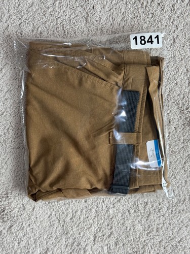 Neu Columbia Herrenshorts Größe 34 Schrittlänge 8" khaki hellbraun braun Gürtel Wandern - Bild 10 von 10