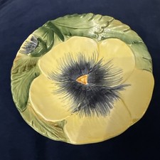 Vietri Viola pansy ceramic plate. 5.5” Wide Crafted in Italy.