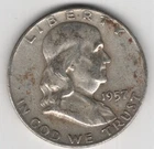 1957 D FRANKLIN HALF DOLLAR 90% SILVER DENVER MINT .50¢ UNITED STATES OF AMERICA