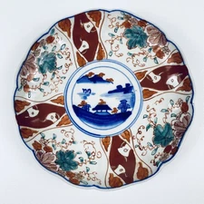 Antique Hand Painted Japanese Imari Scalloped Porcelain Plate Approx 9 Inch