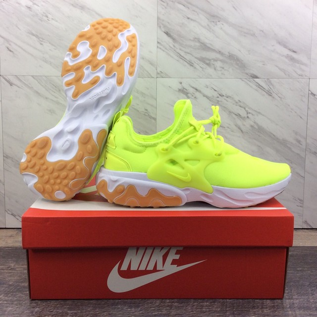 270 black junior size 4