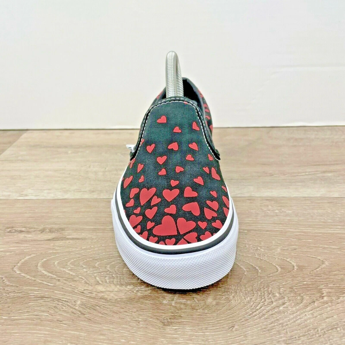 New VANS Women s VALENTINES HEARTS SLIP ON VN0A33TB45L