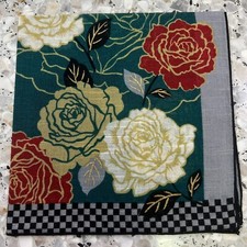 ART VTG JAPAN GREEN HANKY RED WHITE FLOWERS WOMAN POCKET SQUARE COTTON 15" W126