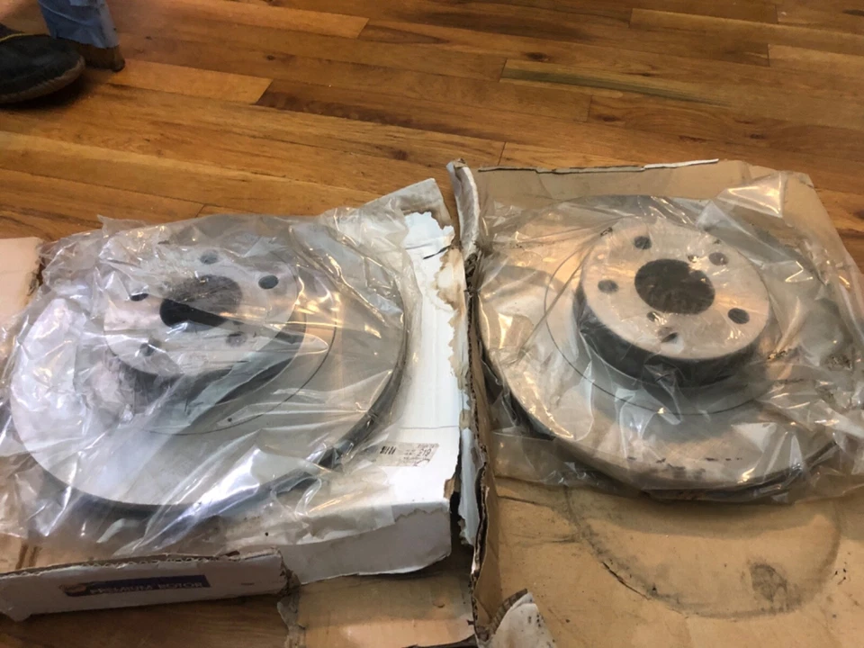 Rotores de freno delanteros NAPA Premium Subaru modelos 2000 a 2008 PRT# 48880141 Foto 3 de 4