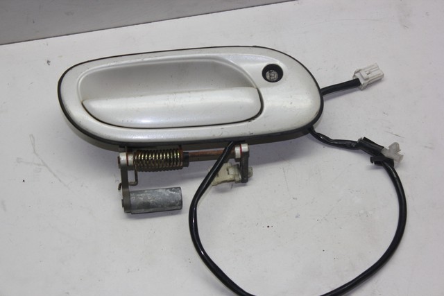 1995-2002 MAZDA MILLENIA RIGHT FRONT DOOR HANDLE WHITE (NB49) | eBay
