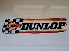 ECUSSON PNEU DUNLOP SPORT MOTO AUTOMOBILE COMBINAISON BADGE NEUF 30 x 7 cm