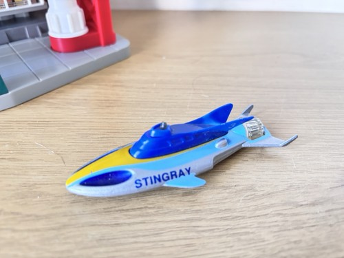 Matchbox Stingray Marineville Headquarters action playset with box & extras - Picture 8 of 12
