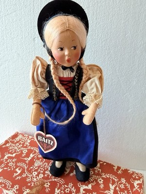 VTG Baitz 9'' Tall Girl Doll Zurich Switzerland National Costume Swiss Tag w/Box