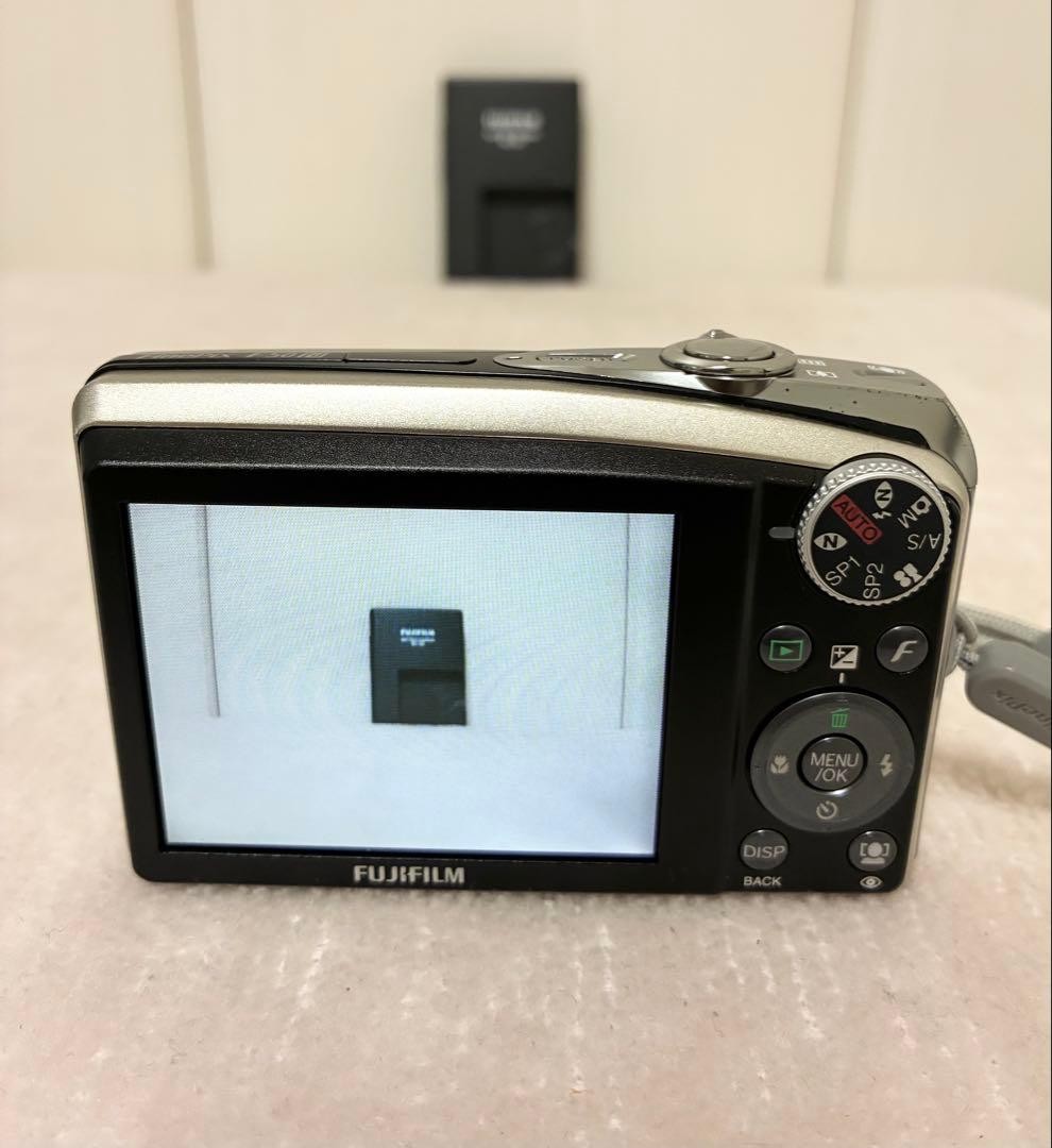 FUJIFILM FinePix F50fd Compact Camera Tested Working From Japan | eBay
