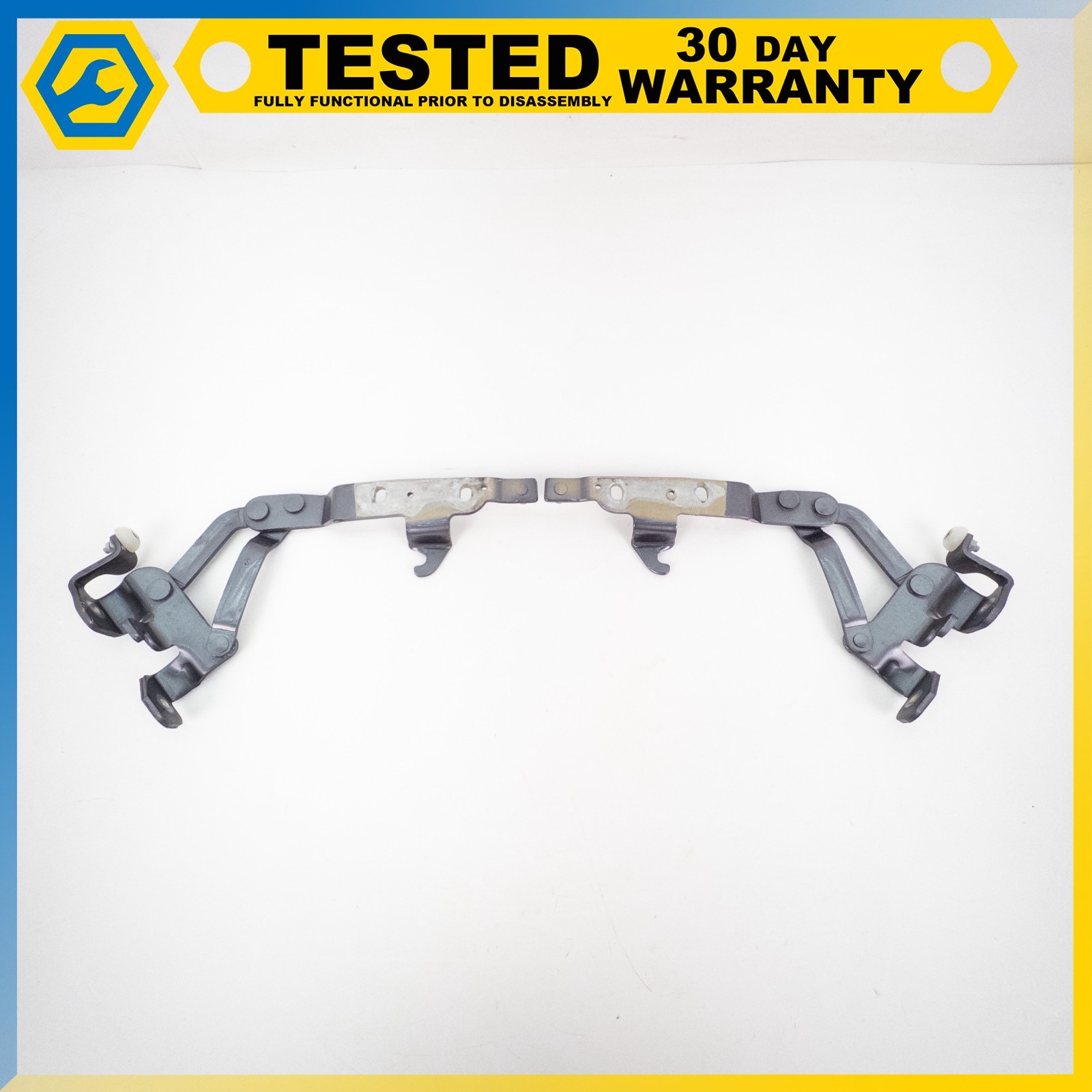 Maserati GranTurismo 2008-2019 Front Right Hinge bracket