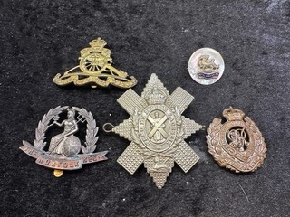 Military Cap Badges Lot fo 5 x Mainly WW1 Era Regimental Badges.