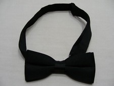 Black - 4 1/2" x 2" One Size Adjustable Bow Tie