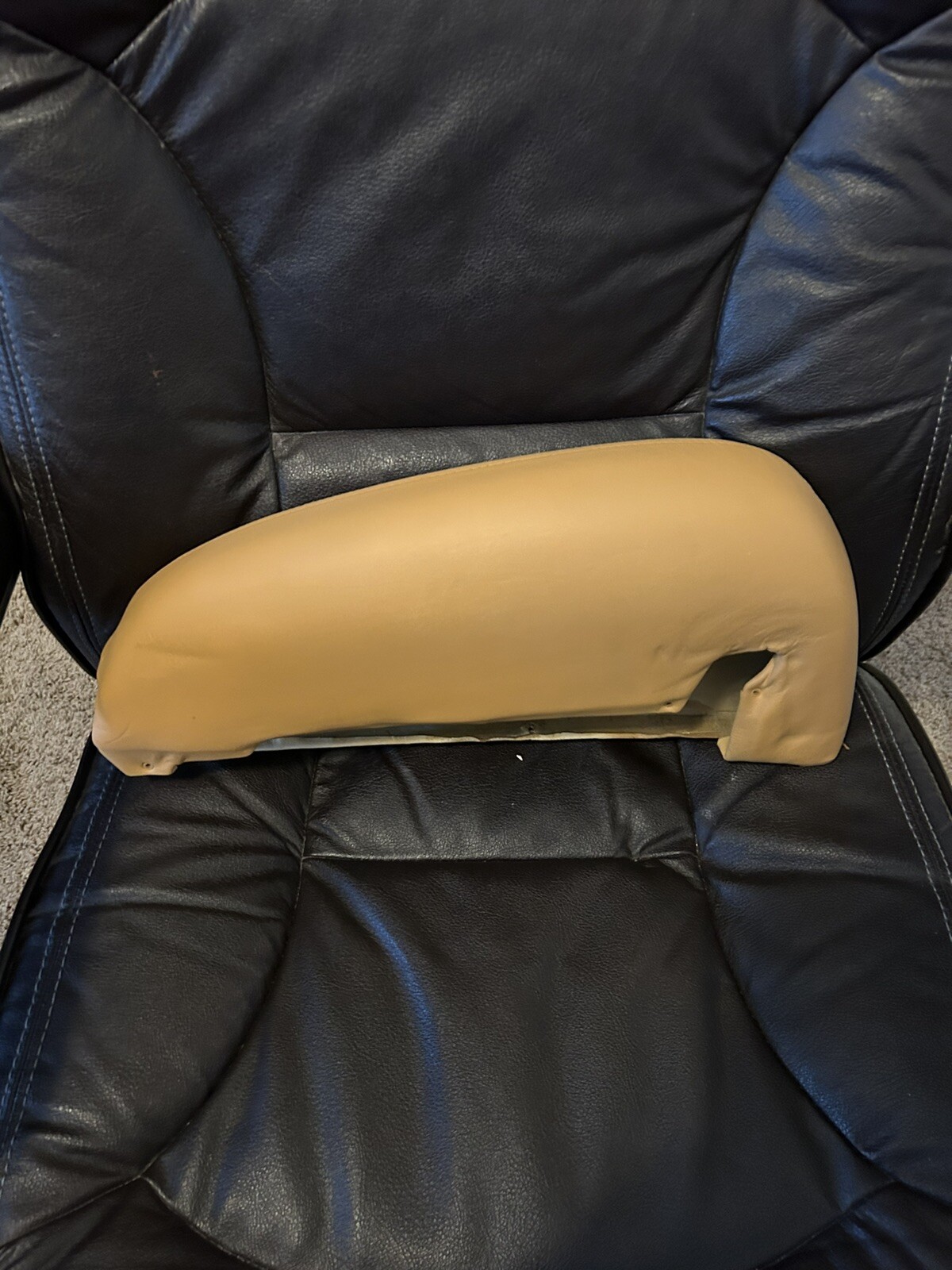 Ferrari Testarossa Lower Seat