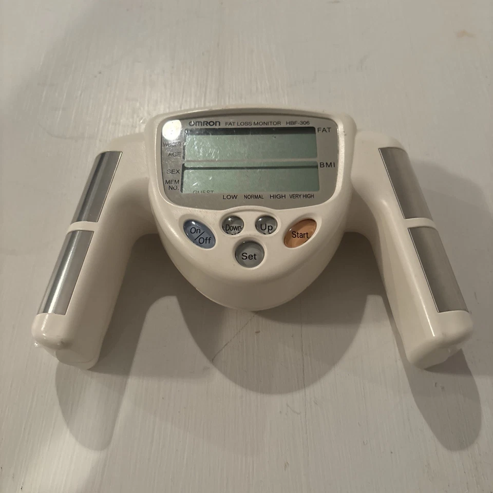 Monitor de pérdida de grasa corporal Omron HBF-306 probado Foto 2 de 4