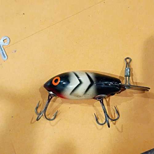 Vintage Bomber Lure
