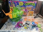 Vintage Tmnt Pizza Thrower And Action Figures Lot