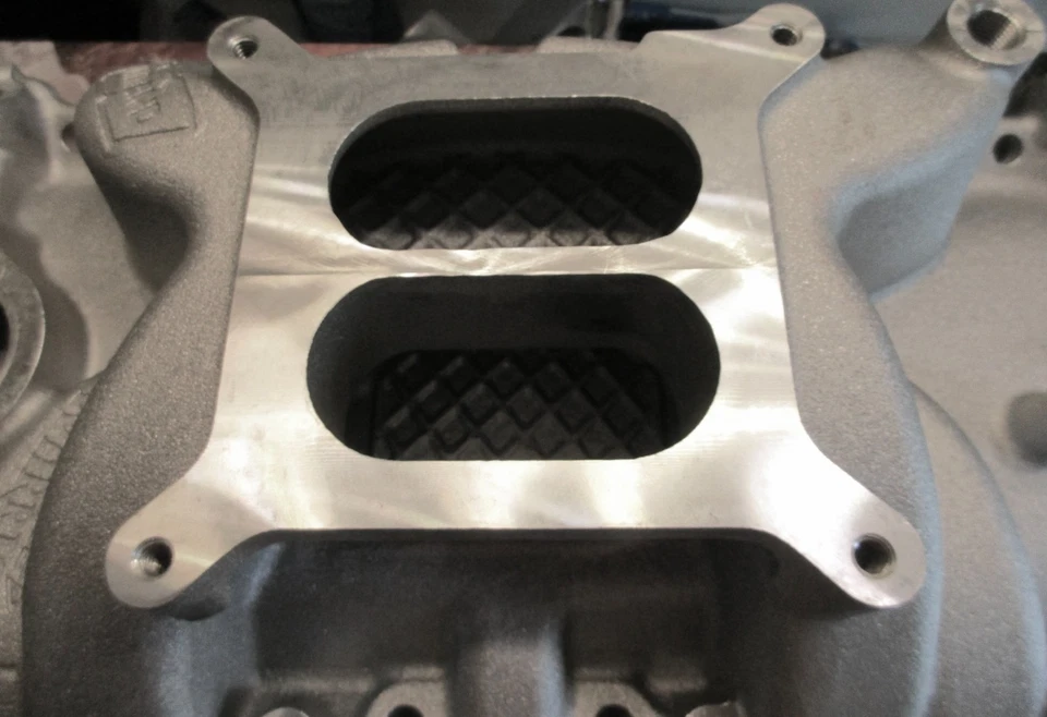 Weiand 8170WND INTAKE MANIFOLD CHEVY 350 Dual Plane 1500-6700 for 87-95 SBC 5.7 Foto 3 de 4