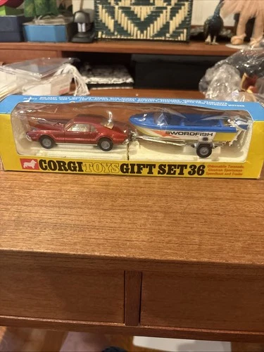 Original Corgi Toys Gift Set 36