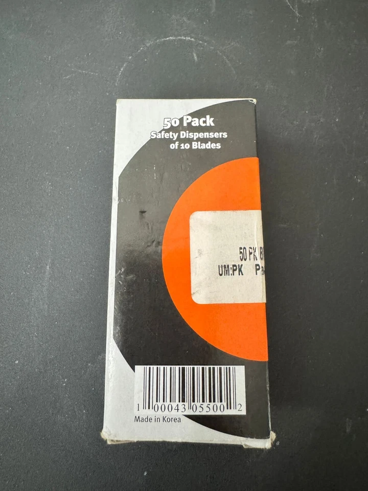 CRL LB50B Breakaway Blades for the L2K and XL2 Knives / 04-3055 / 50 Blades - Image 2 of 3