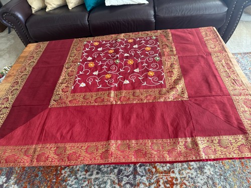 Table Cloth Red Table Cover Gold Wall Tapestry 50 Inch Square Cloth Silk Gift - Picture 4 of 8