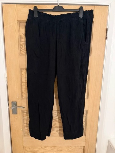 Black cheesecloth stretch cropped wide leg trousers, H&M, XL, fit 18