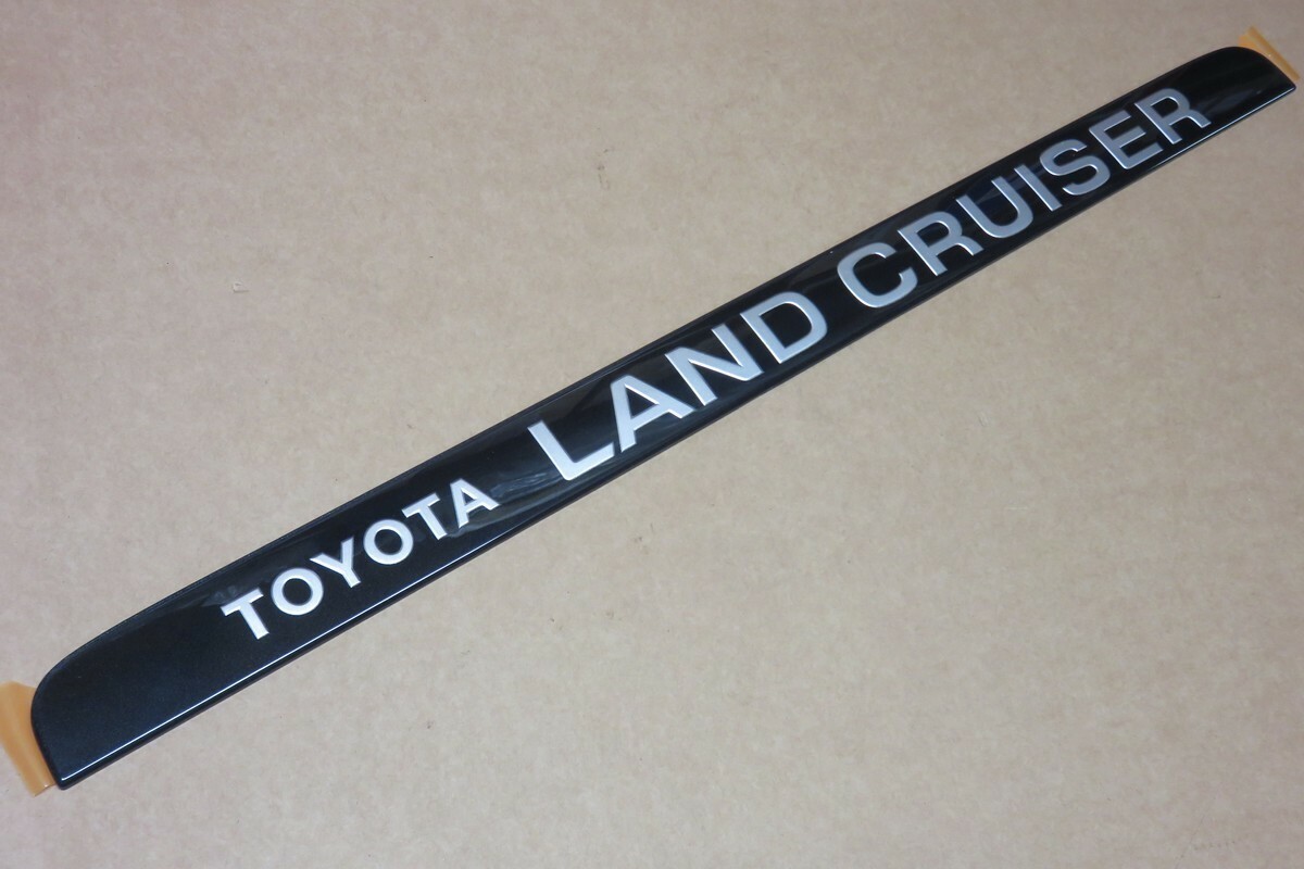 Toyota Land Cruiser FJ80 FZJ80 1991-1997 OEM Hatch Door Emblem