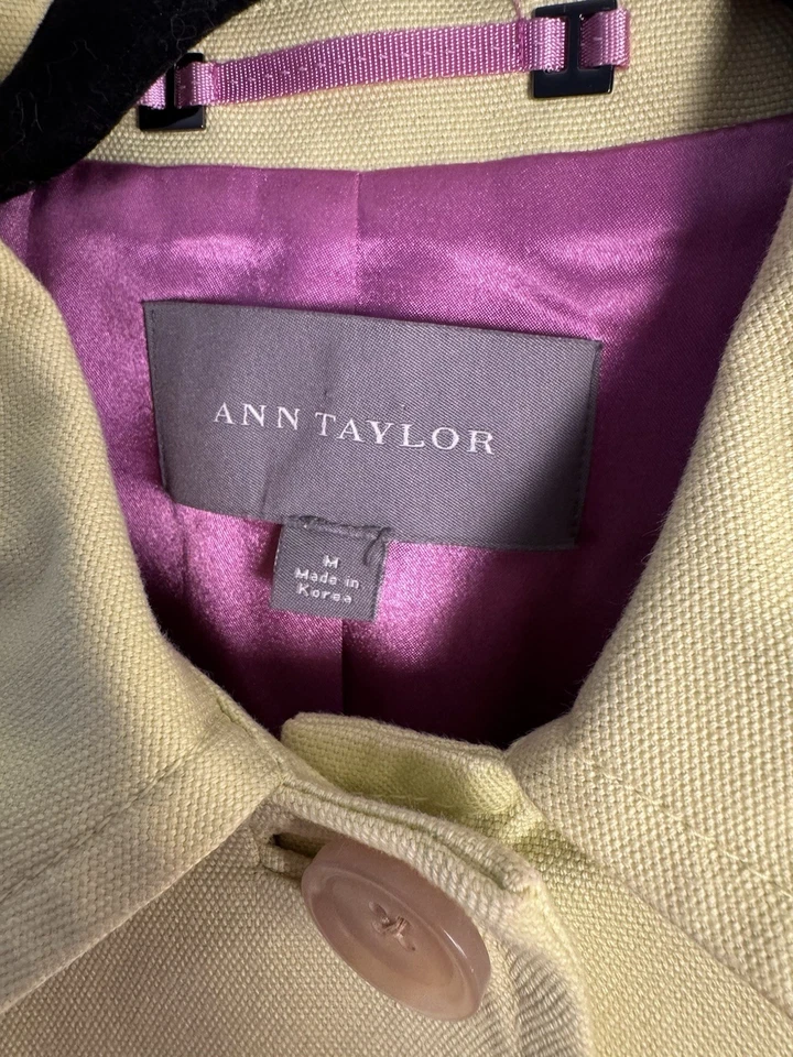 An Taylor Size Medium Women's Yellow/Green Trenchcoat Jacket Button Front - Image 2 of 4