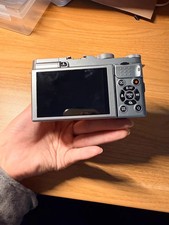 Fujifilm X-M1 XM1 16.3MP Mirrorless Digital Camera 35mm f/1.6 manual focus lens