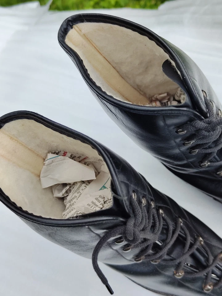 CHAUSSURES BOTTINES cuir noir Femme ANNEES 70 VINTAGE bel état .... - Photo 3/4