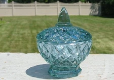 Vintage  BOYD Baby Pale  Blue Covered Candy Dish Mini Bowl Diamond Pattern Old