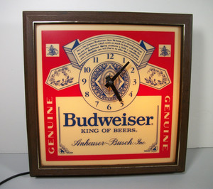 VINTAGE BUDWEISER LIGHTED CLOCK SIGN KING OF BEERS TESTED WORKS