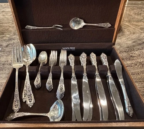 Rose point- Wallace 1934 sterling silver flatware, set of 40 pcs, service for 8