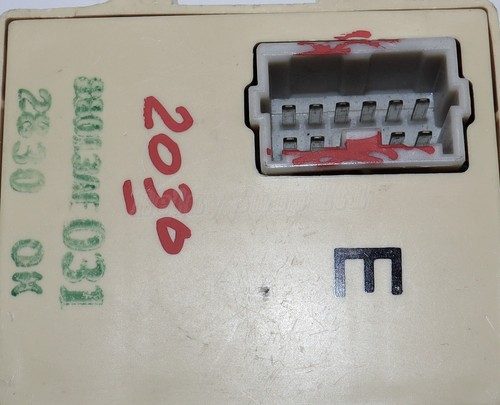 Subaru Impreza Unit Control Module Relay 88013AE031 12V 10-Pin - Picture 4 of 7