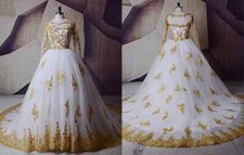 Exquisite Ball Wedding Dresses Long Sleeves Illusion Gold Lace Applique Gowns