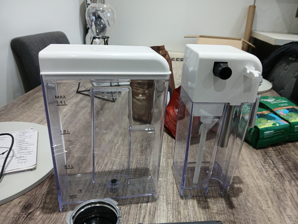 Breville VCF147 CoffeeHouse II 1470W Coffee Machine White