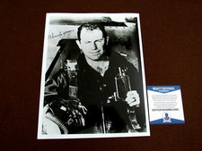 CHUCK YEAGER SPEED OF SOUND ACE PILOT SIGNED AUTO VTG B&W 8 X 10 PHOTO BECKETT 