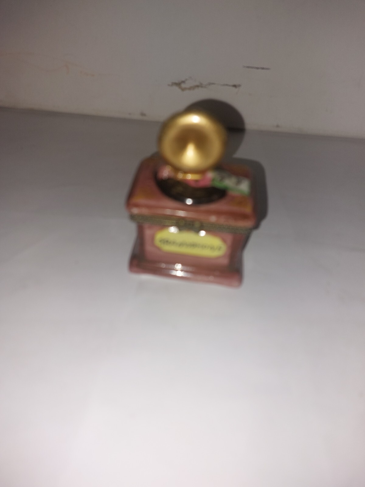 Picture 1 of 4
