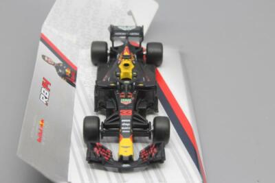 Bburago 1 43 Aston Martin Red Bull Rb14 Formula F1 Daniel