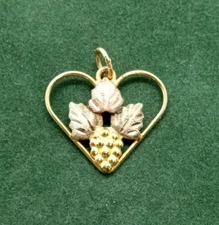 10k Gold Black Hills Gold Style Grape Leaf Grapes Heart Pendant Tri Color Gold