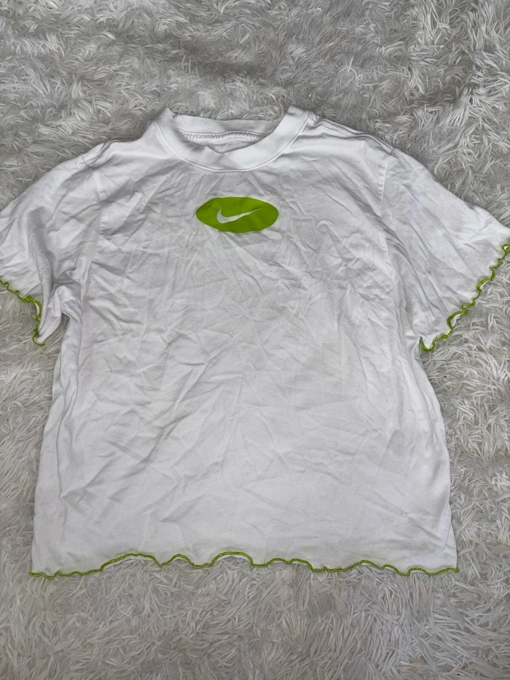The Nike Tee Girls Sz. L Dri Fit Logo Tee. Roomy, Cute Details - Image 2 of 4