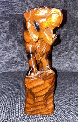 Vintage Mid Century Hand Carved Wooden Tiger Sculpture Korea - Picture 2 of 5