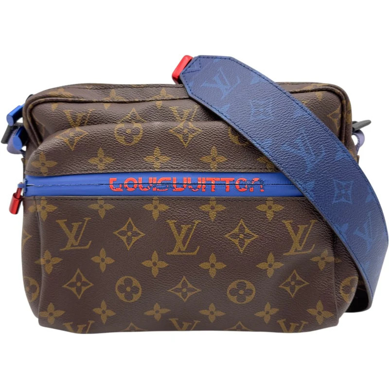 LOUIS VUITTON Bumbag Brown Monogram Bag M43828 #OKB3299