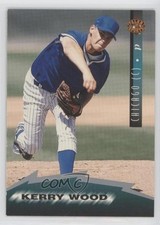 1997 Score Board Talkn' Sports Kerry Wood #44 0ft7