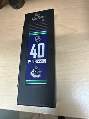 TIM HORTONS NHL HOCKEY MINI STICK/LOCKER ELIAS PETTERSSON VANCOUVER